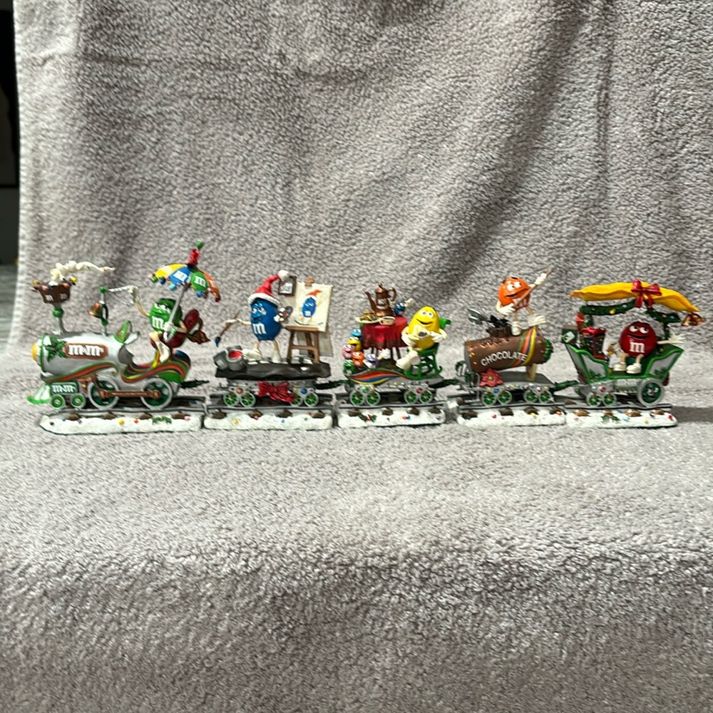 M&M  Danberry Mint Christmas train